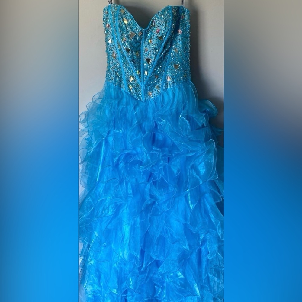 Brand new strapless dress